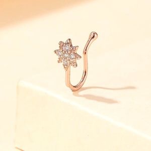 Rose gold rhinestone nose clip